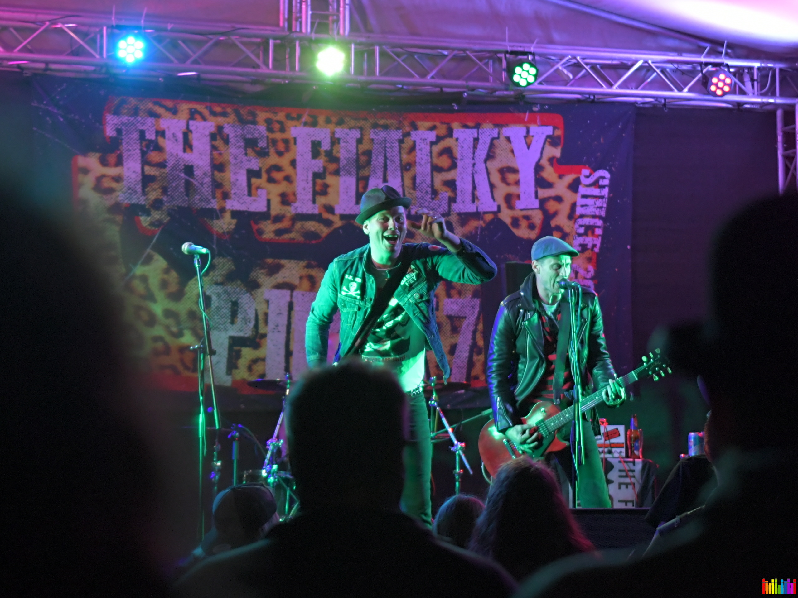 Za koule punk fest klepe na dveře