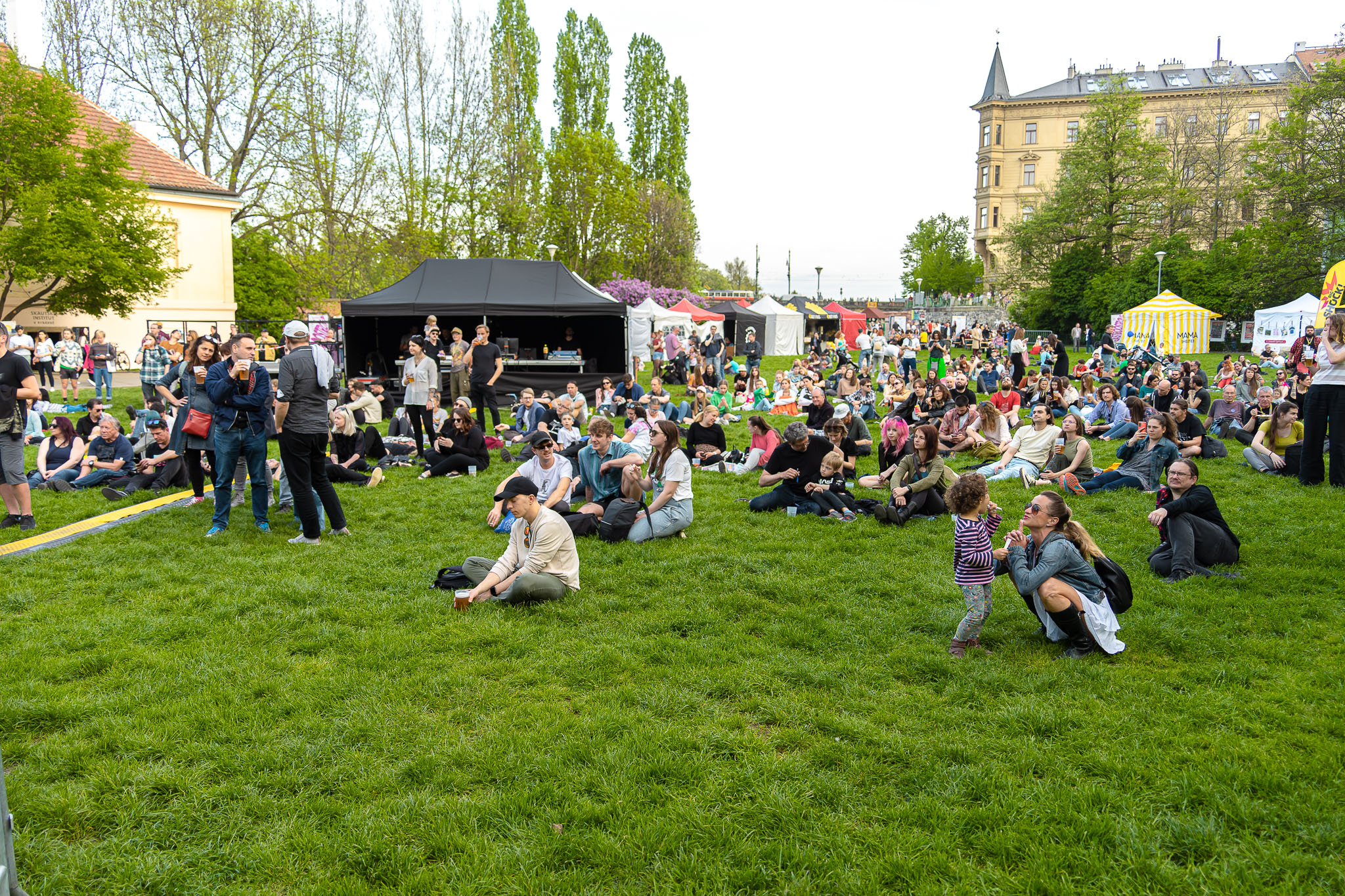 Festival United Islands of Prague oslavil dvacátiny, zaplnil pražské ostrovy